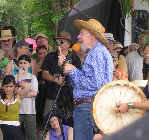 Pete Seeger Wows All Generations